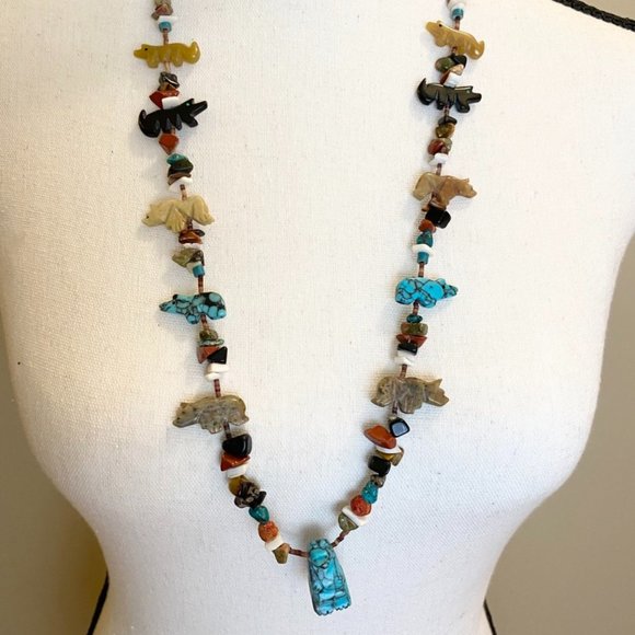 Vintage Jewelry - Native American Zuni Necklace